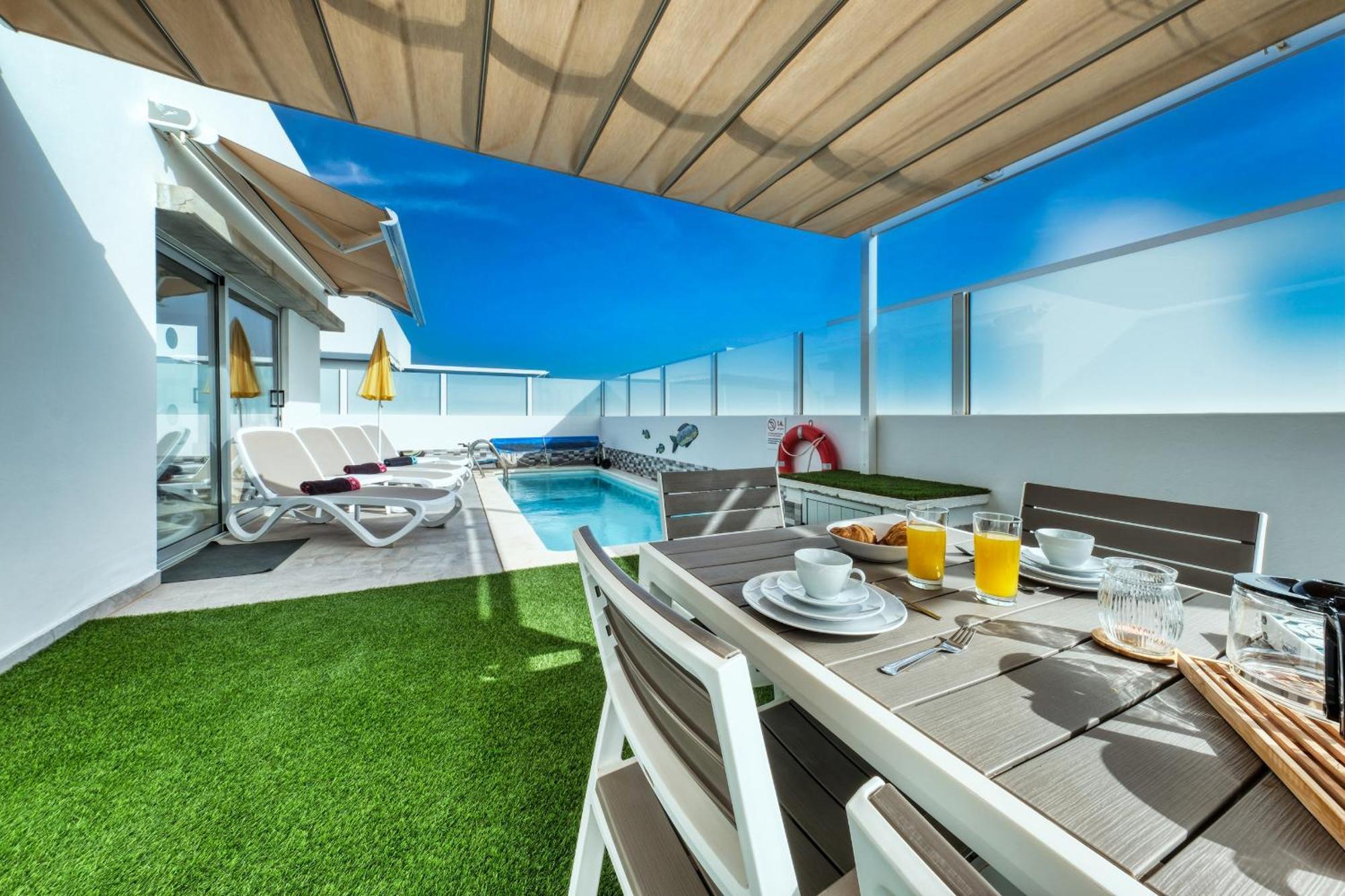 Villa Cassia-Private Pool Aircon, Sat Tv By Lanzarote Vacation Homes プラヤ・ブランカ エクステリア 写真